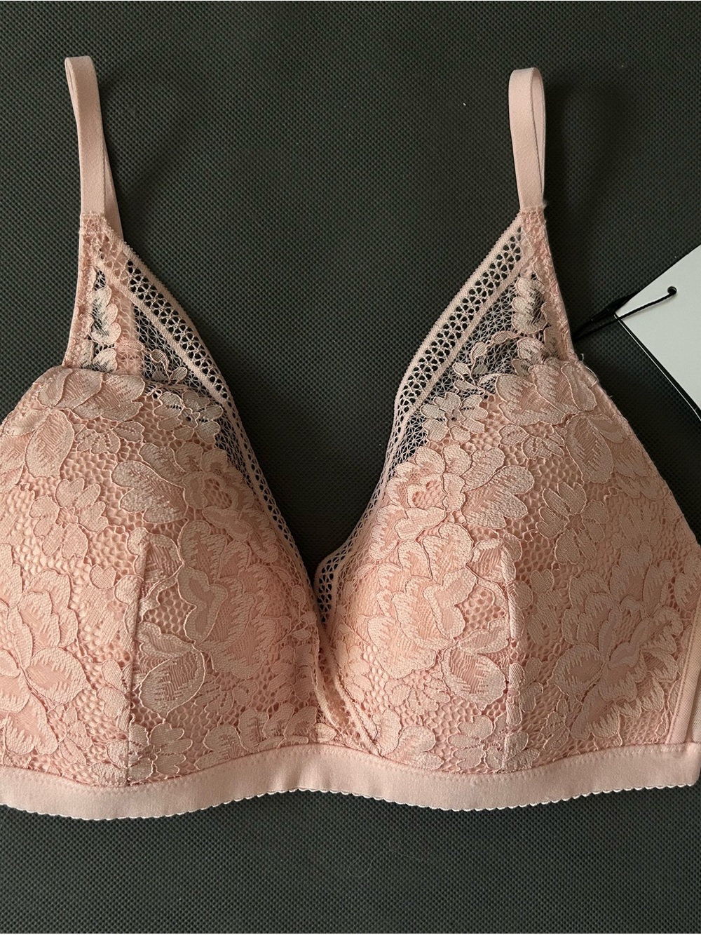 knix Lace Wireless Bra - Light Pink
